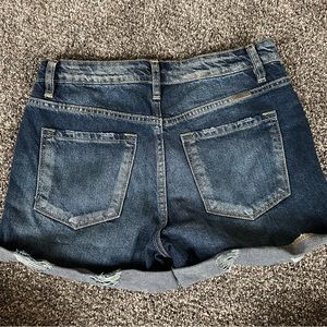 KanCan shorts! Size 5 high rise distressed around the cuff! So stinkin cute!
